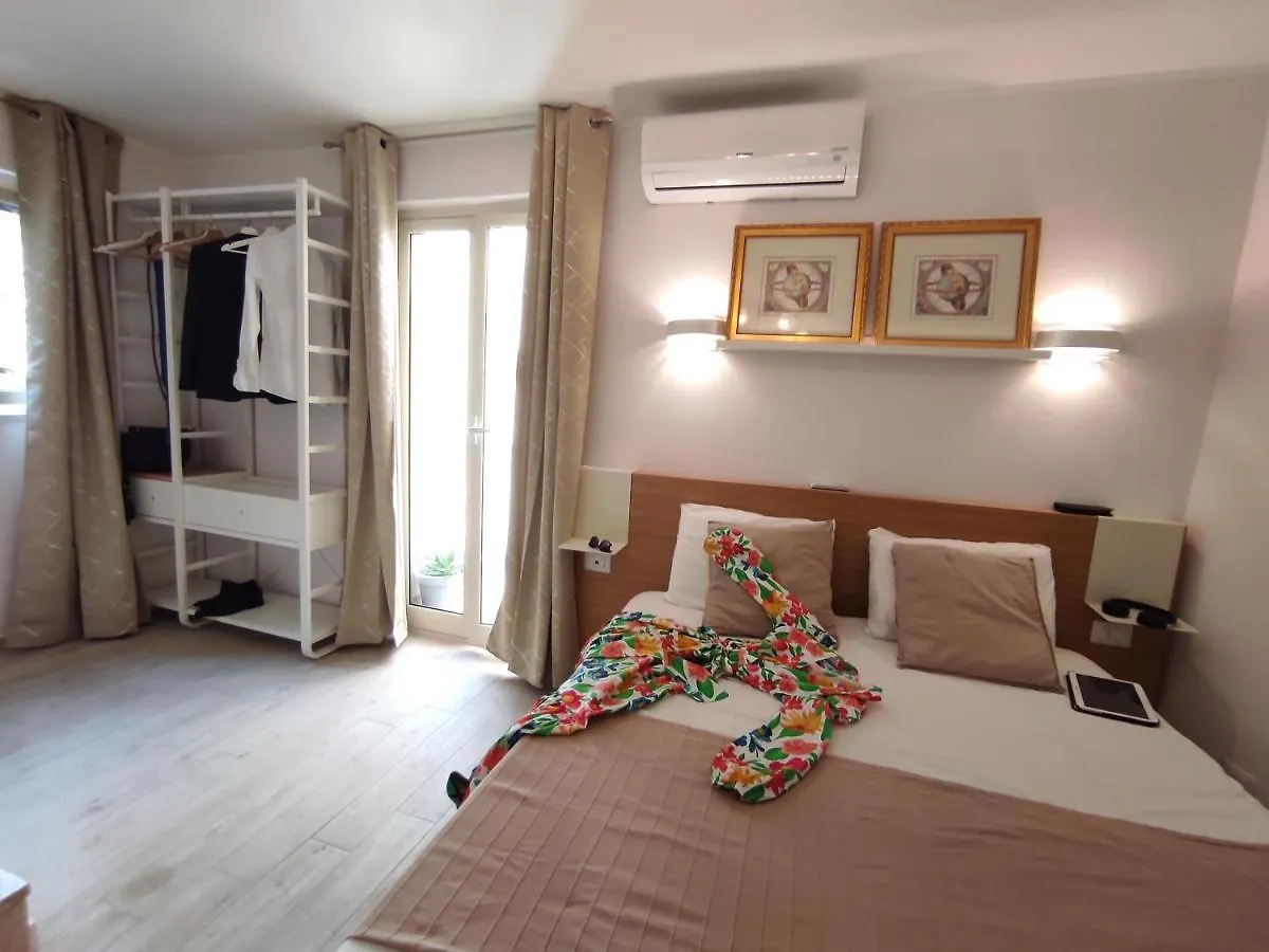 Taormina House Apartment 0*,  Italy